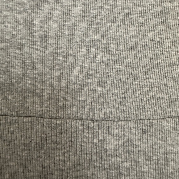 H&M Light Gray Ribbed Top - Picture 5 of 5